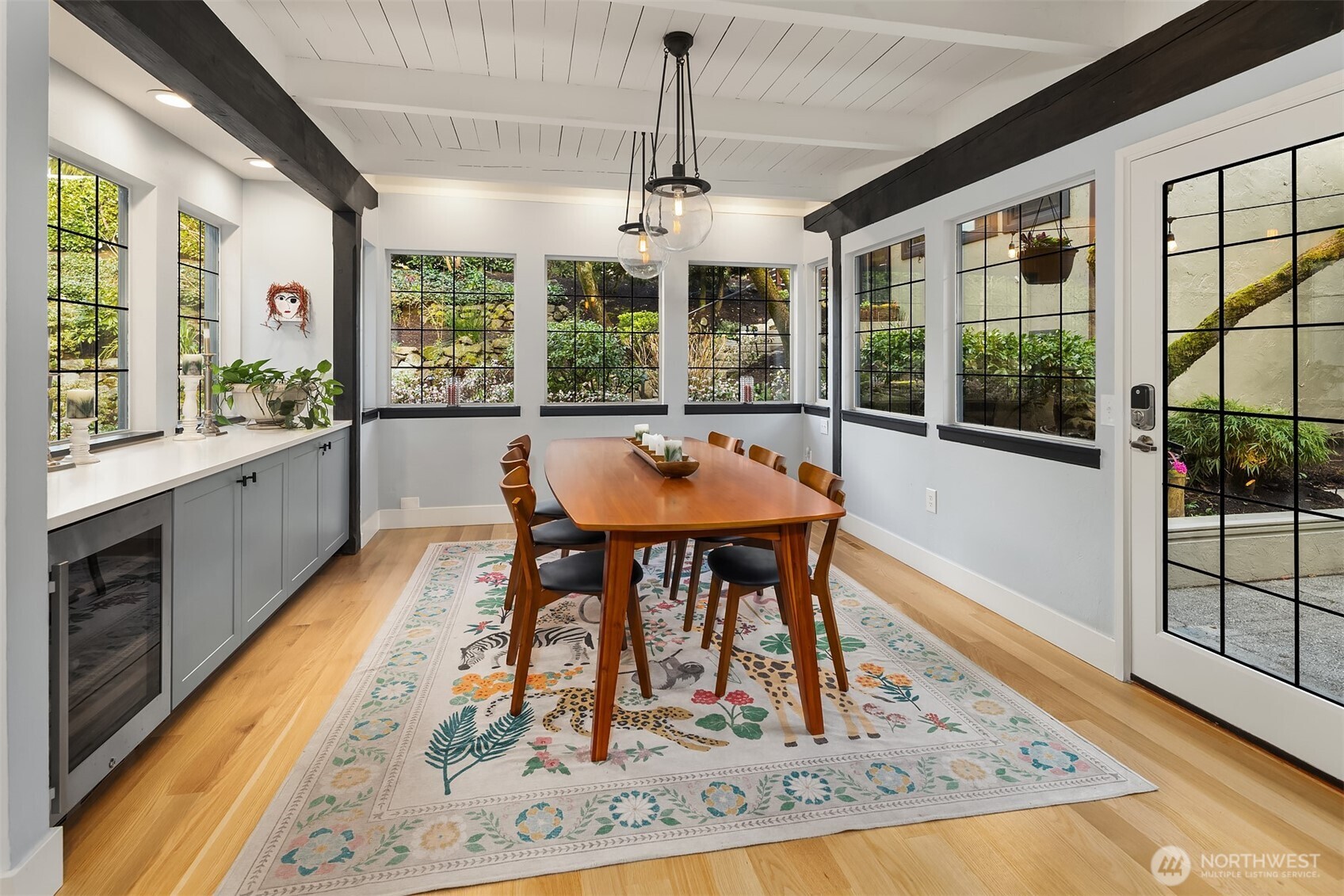 3530 W Laurelhurst Drive NE, Seattle, WA 98105