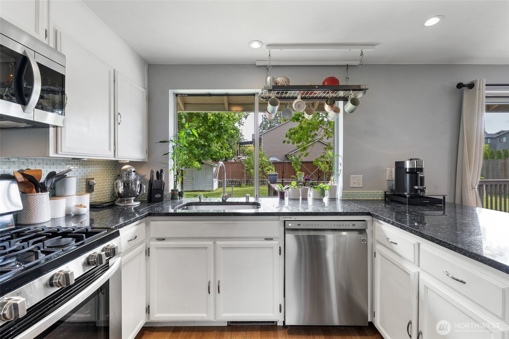 4105 Lincoln Way , Lynnwood, WA 98087