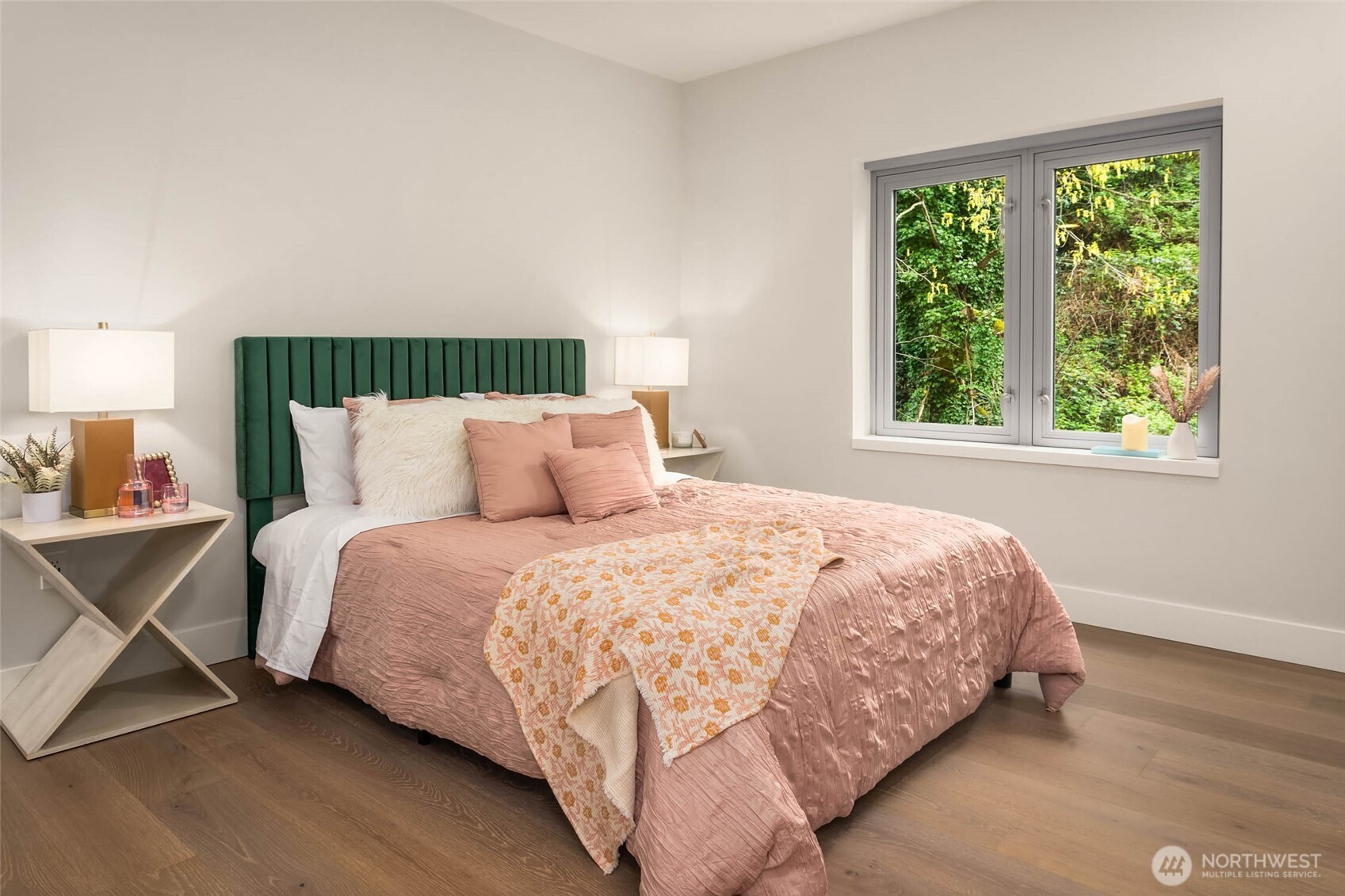 1250 Alki Avenue SW #3H, Seattle, WA 98116