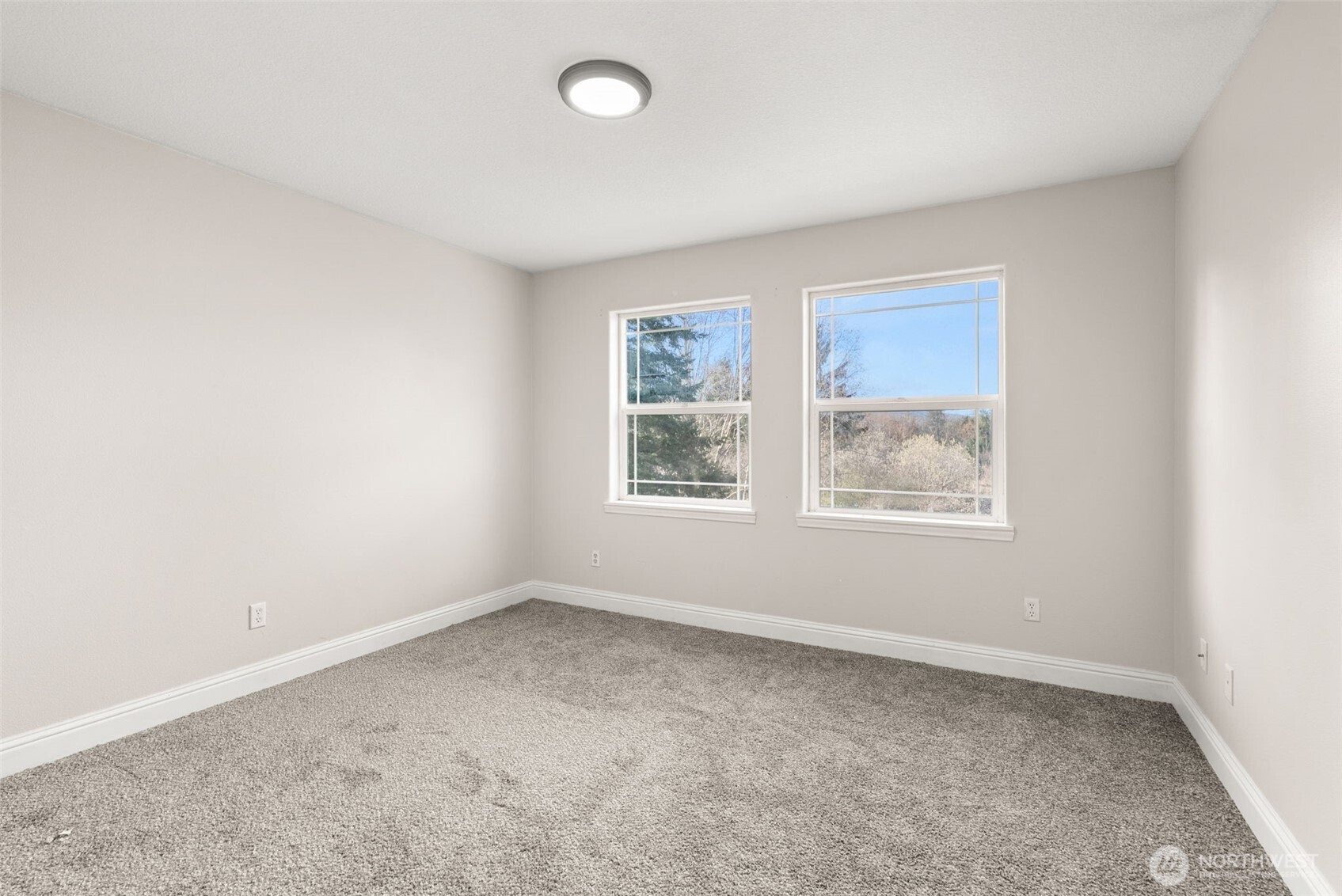 2929 S Fork Road , Raymond, WA 98577