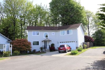 249 E Haller Avenue , Arlington, WA 98223 - Photo 2