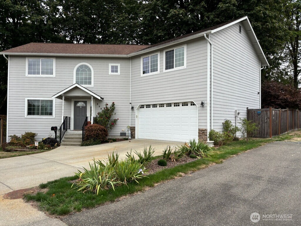 249 E Haller Avenue , Arlington, WA 98223