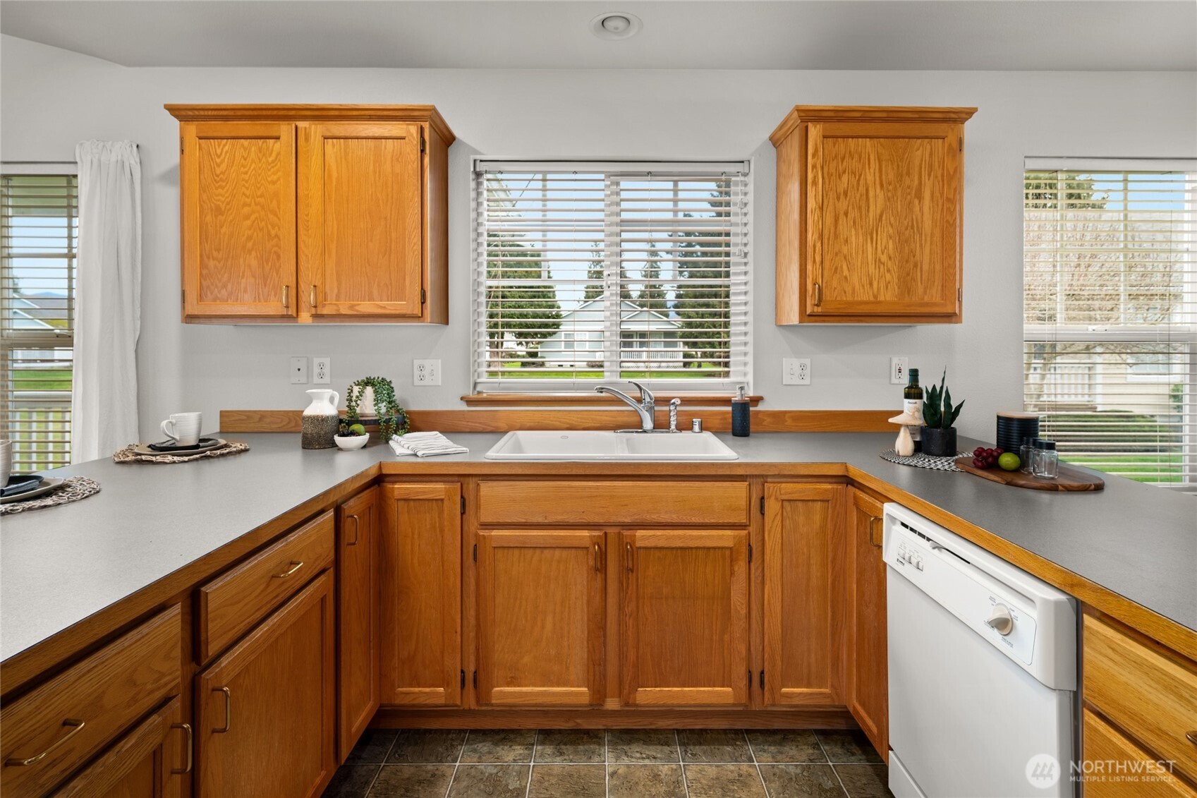 1192 Fidalgo Drive #101, Burlington, WA 98233