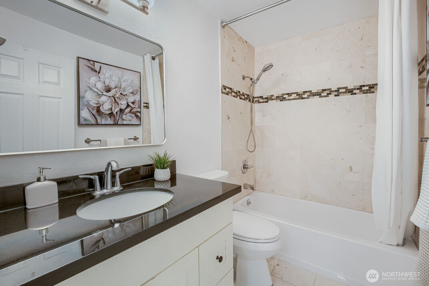 12631 NE 9th Place #C303, Bellevue, WA 98005-3238