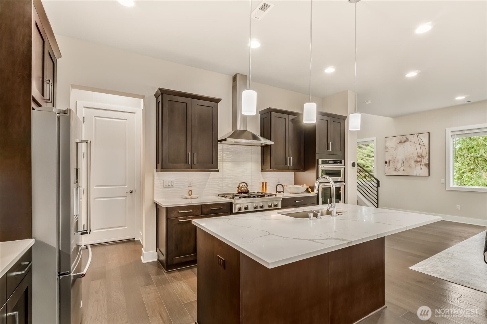 24509 NE 13th Place , Sammamish, WA 98074