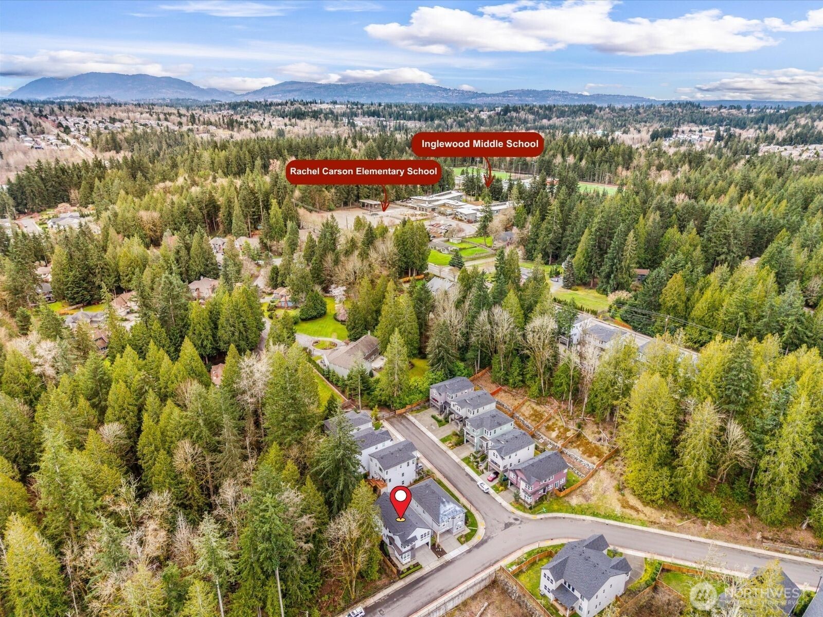 24509 NE 13th Place , Sammamish, WA 98074