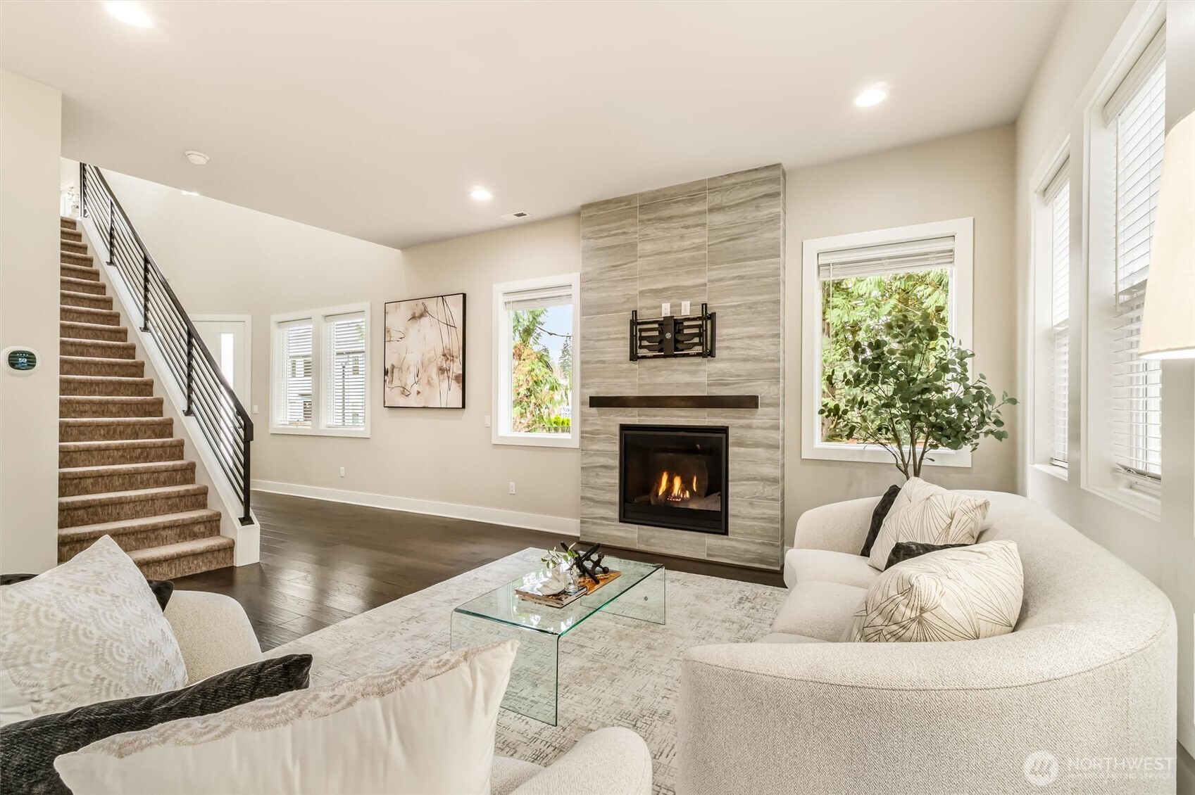 24509 NE 13th Place , Sammamish, WA 98074