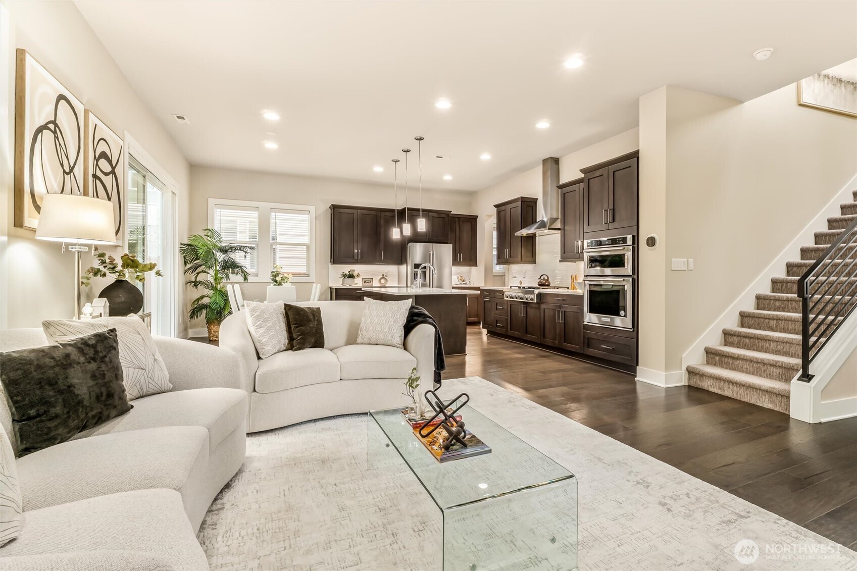 24509 NE 13th Place , Sammamish, WA 98074