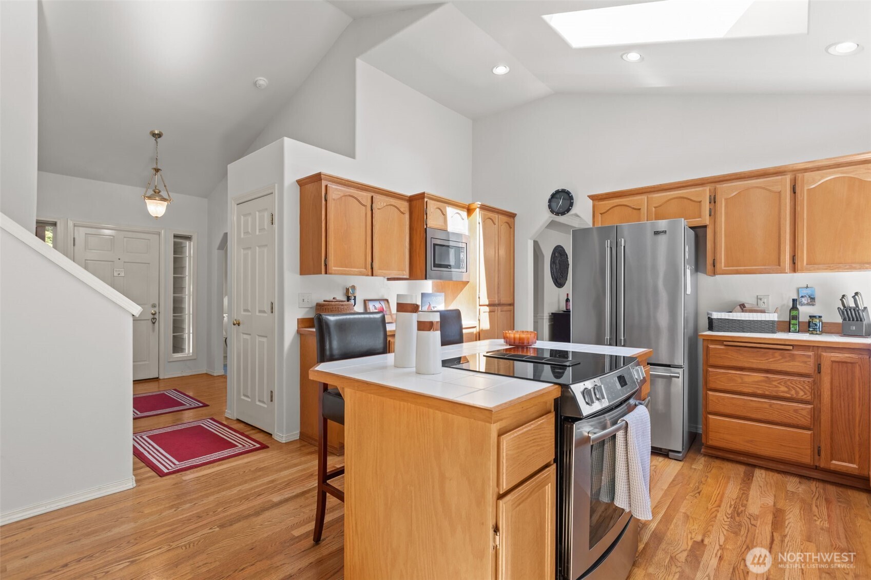 2414 Kennewick Place NE, Renton, WA 98056