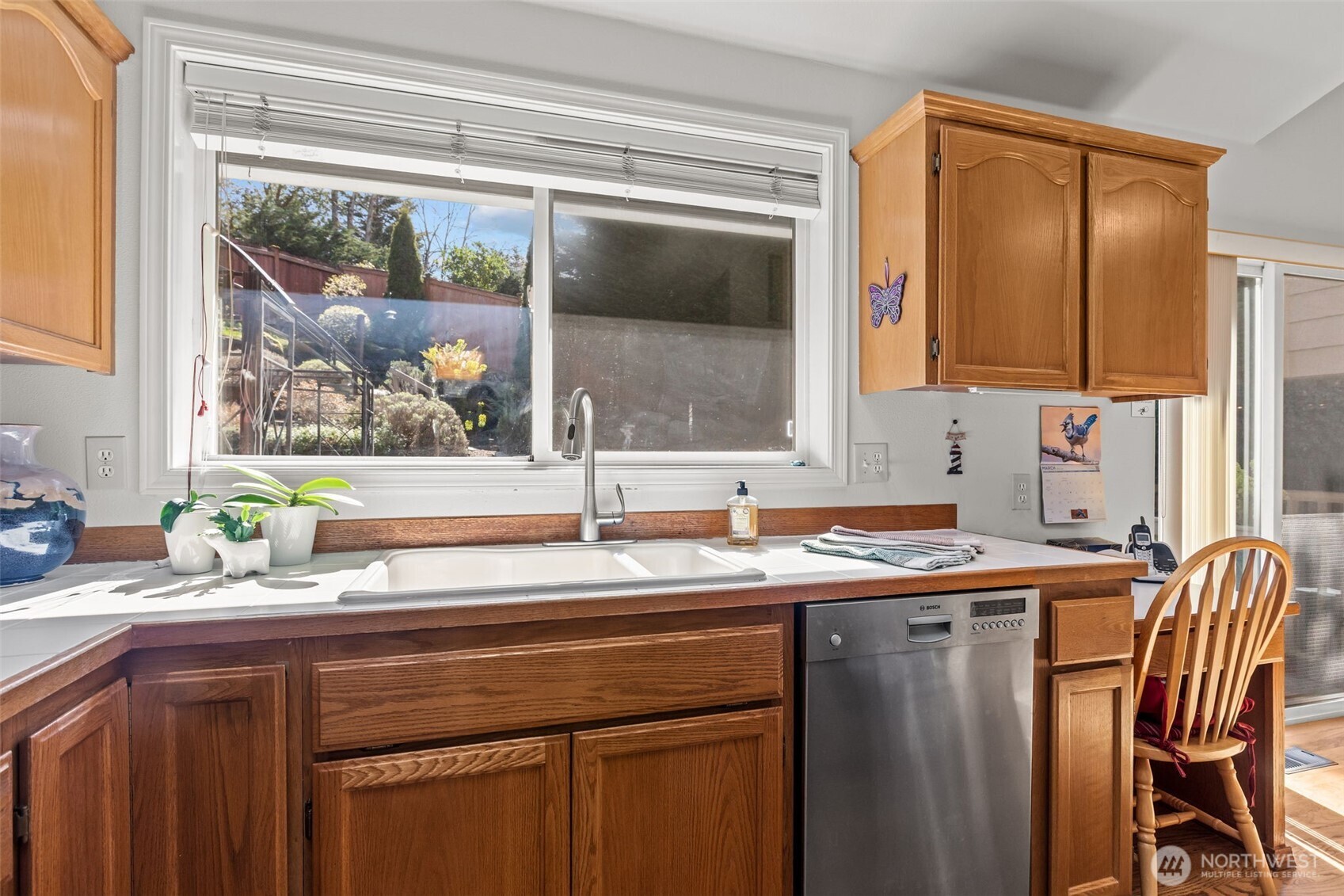 2414 Kennewick Place NE, Renton, WA 98056