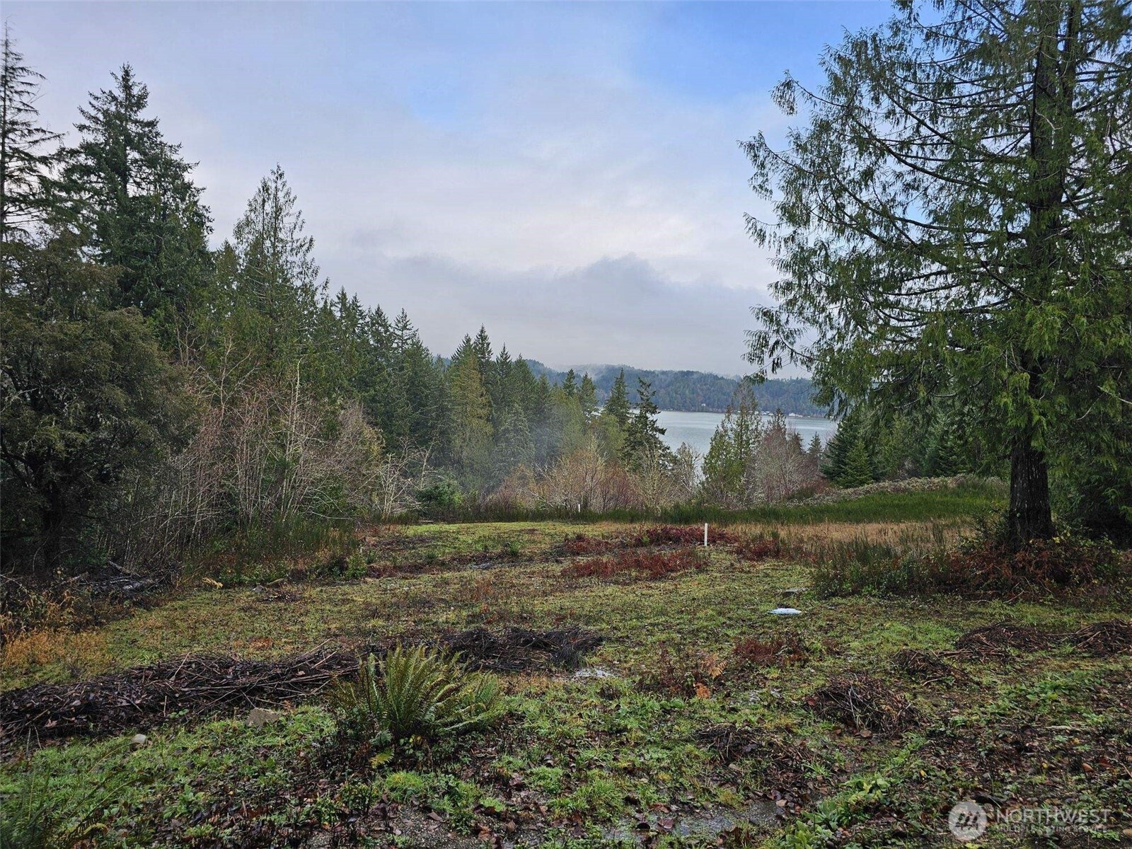 211 E Linda Vista Court , Union, WA 98592