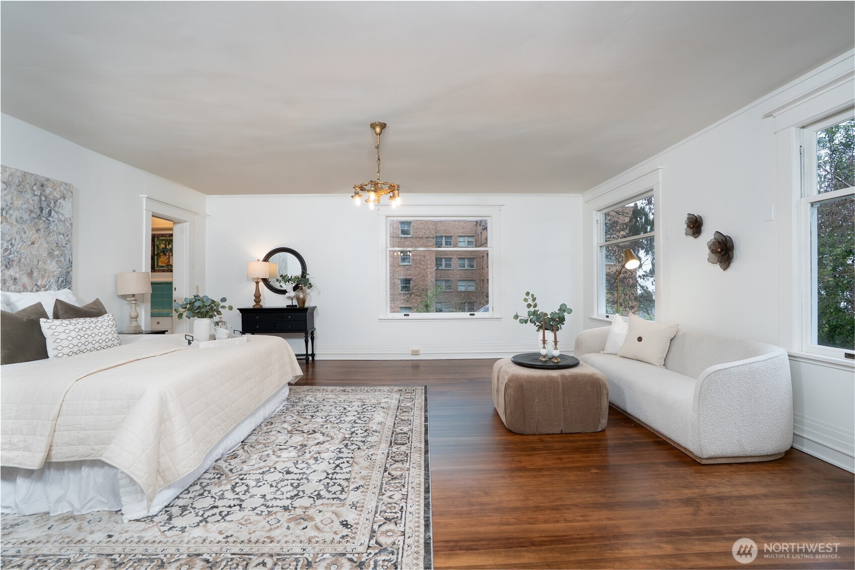 923 N Yakima Avenue , Tacoma, WA 98403