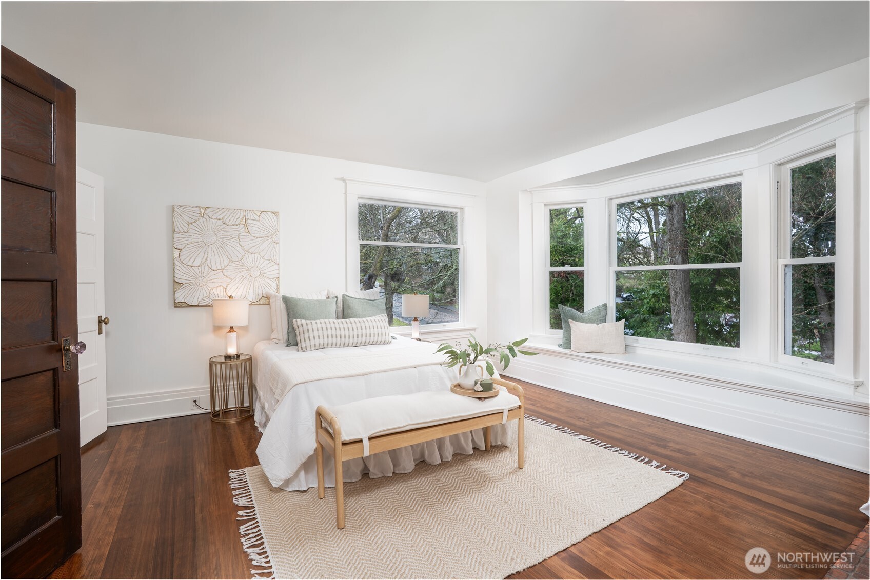 923 N Yakima Avenue , Tacoma, WA 98403