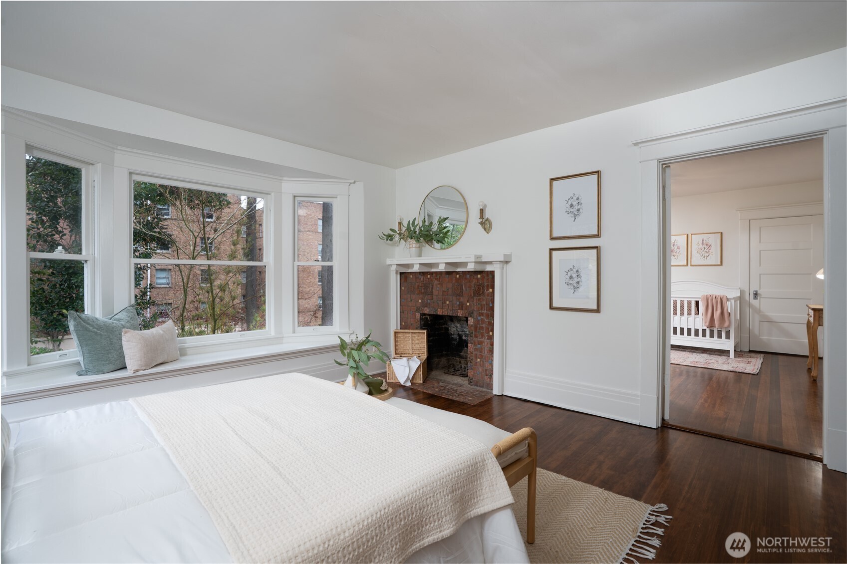 923 N Yakima Avenue , Tacoma, WA 98403