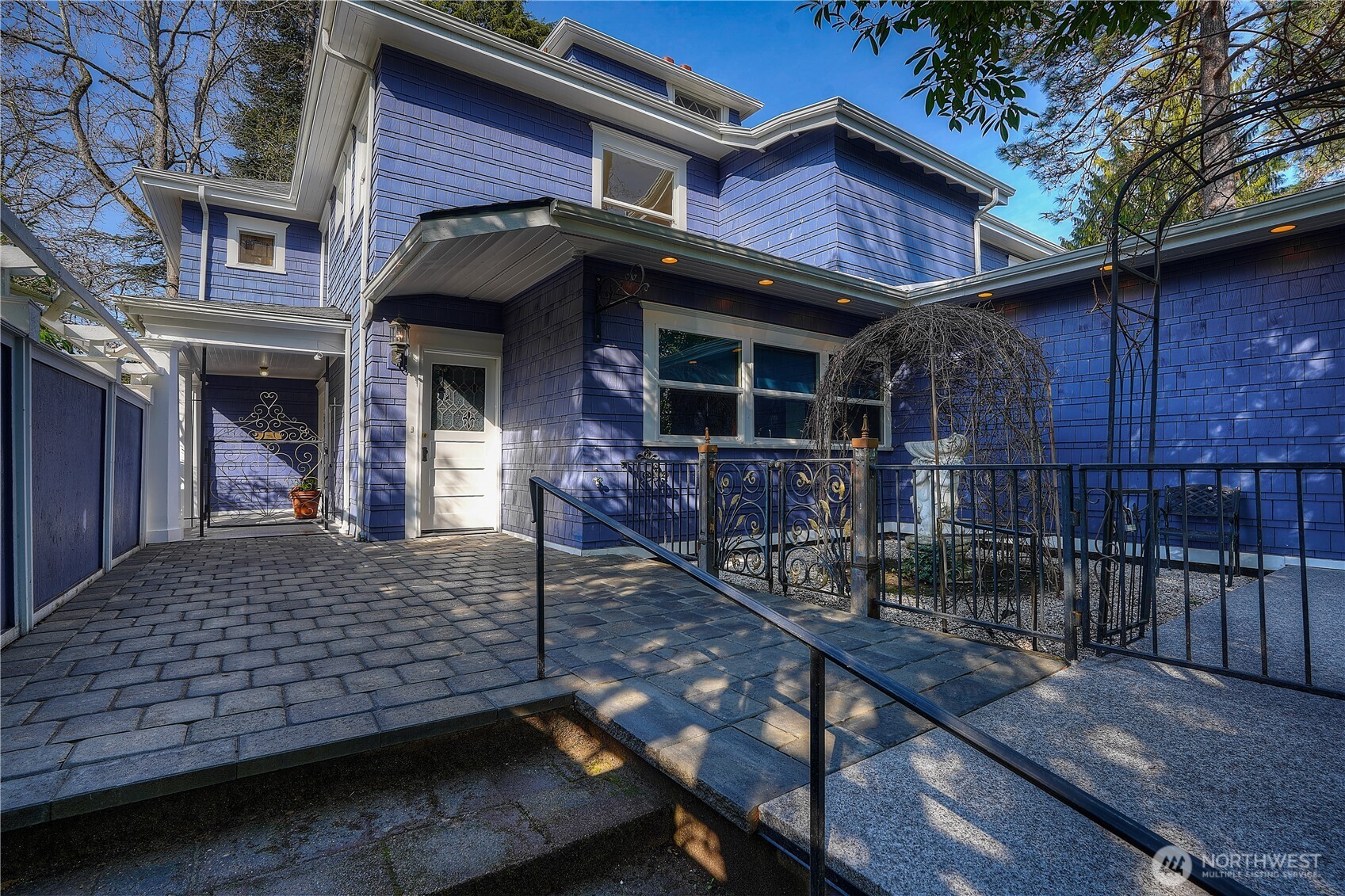 923 N Yakima Avenue , Tacoma, WA 98403