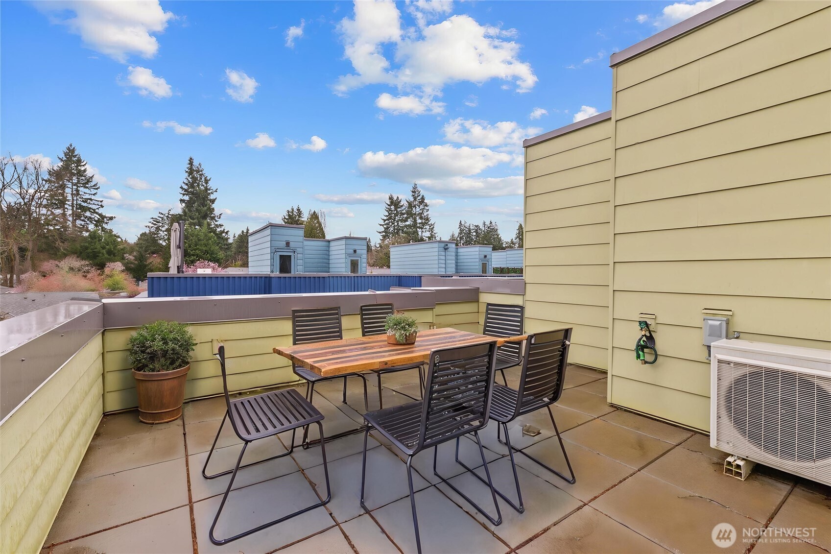 7629 NE 122nd Court #1, Kirkland, WA 98034