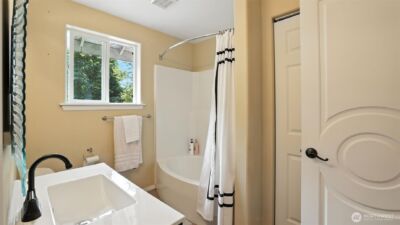 18911 SE 144th Street , Renton, WA 98059 - Photo 26