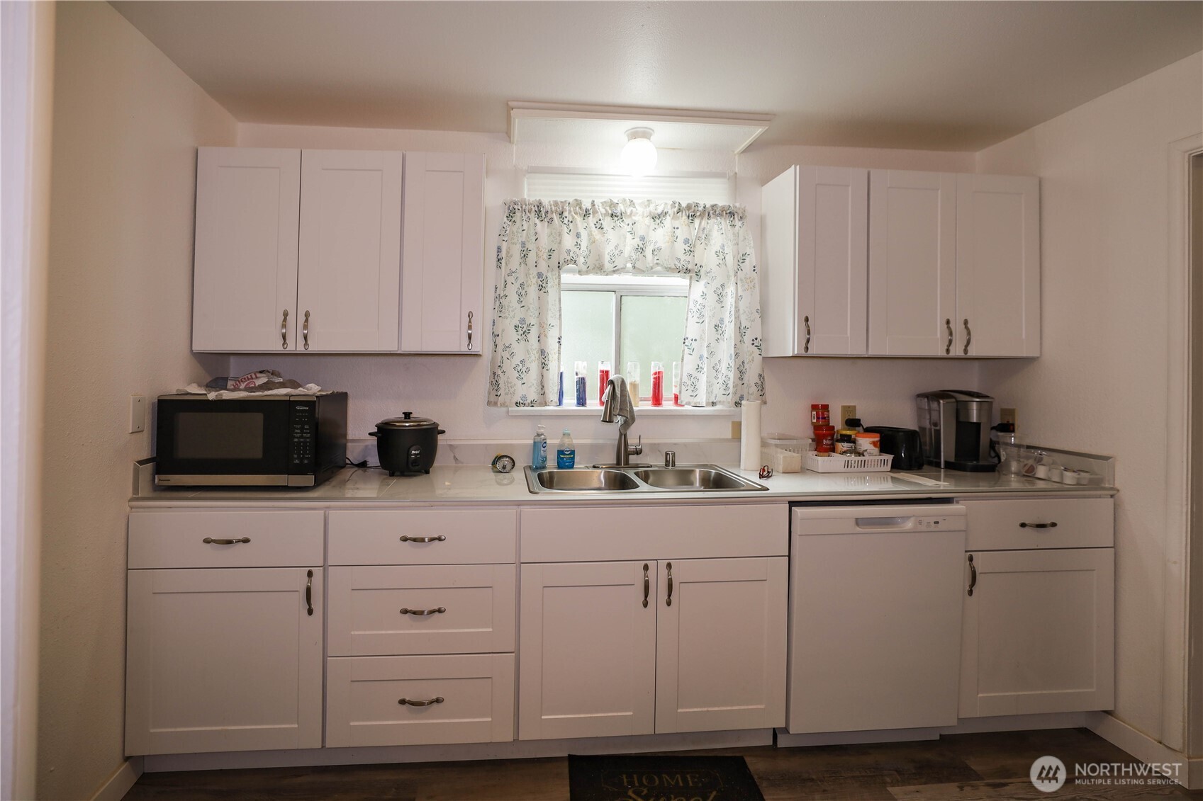 2735 Wishkah Road , Aberdeen, WA 98520