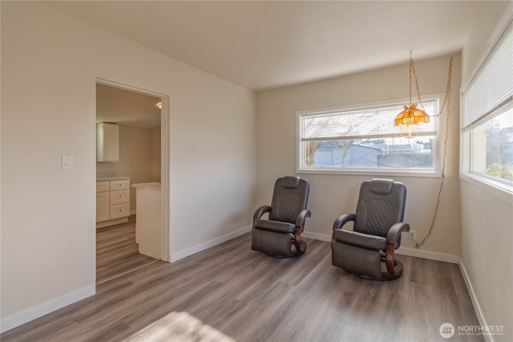 6645 S Oakes Street , Tacoma, WA 98409