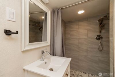 6645 S Oakes Street , Tacoma, WA 98409 - Photo 27
