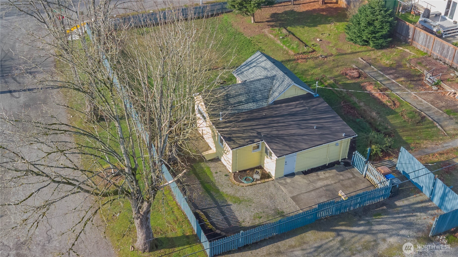 6645 S Oakes Street , Tacoma, WA 98409