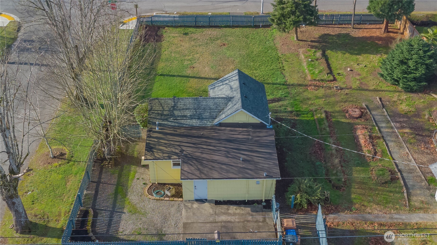 6645 S Oakes Street , Tacoma, WA 98409