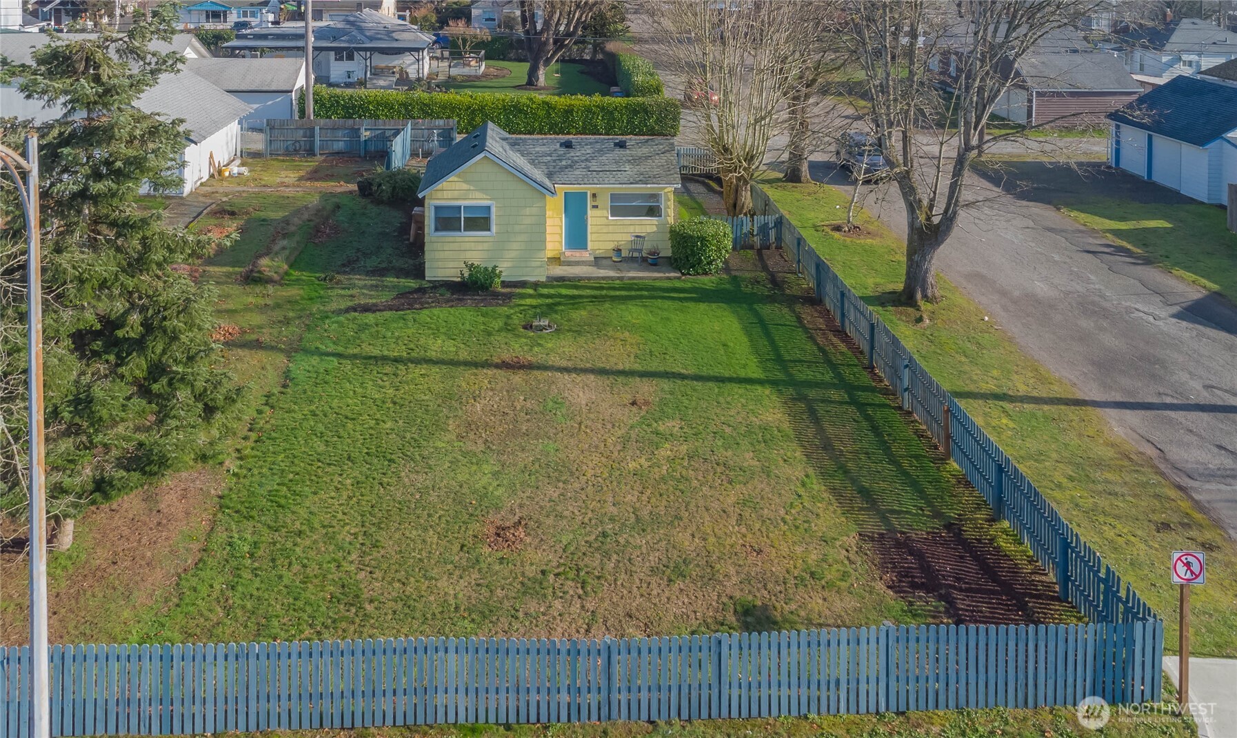 6645 S Oakes Street , Tacoma, WA 98409