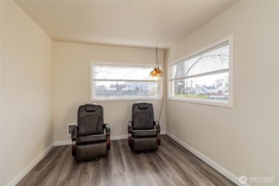 6645 S Oakes Street , Tacoma, WA 98409 - Photo 10