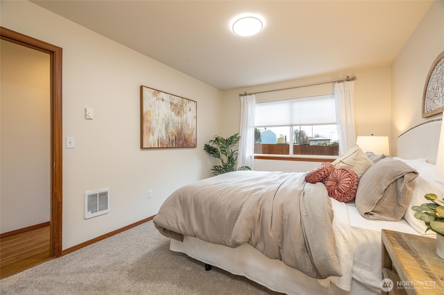 422 Oak Hill Lane , Burlington, WA 98233