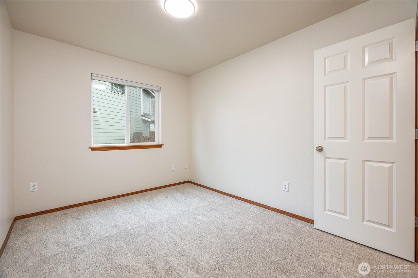 422 Oak Hill Lane , Burlington, WA 98233