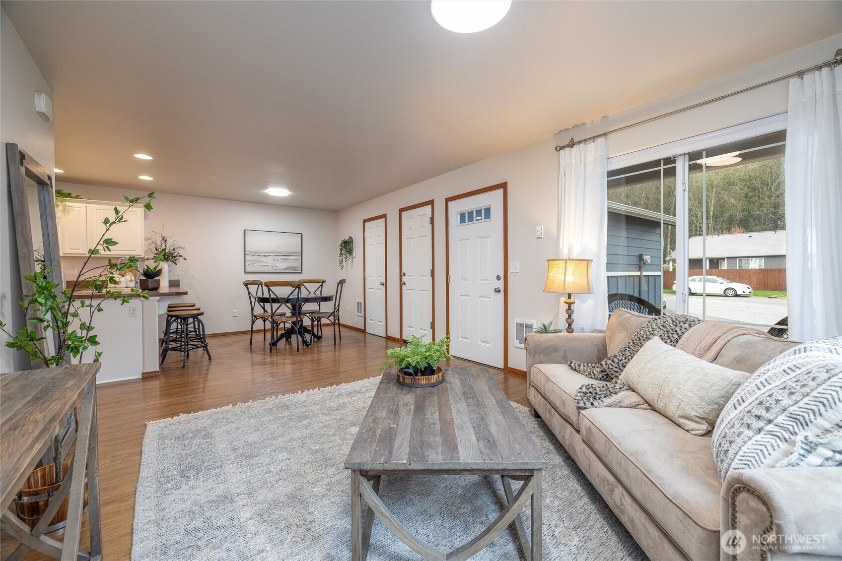 422 Oak Hill Lane , Burlington, WA 98233