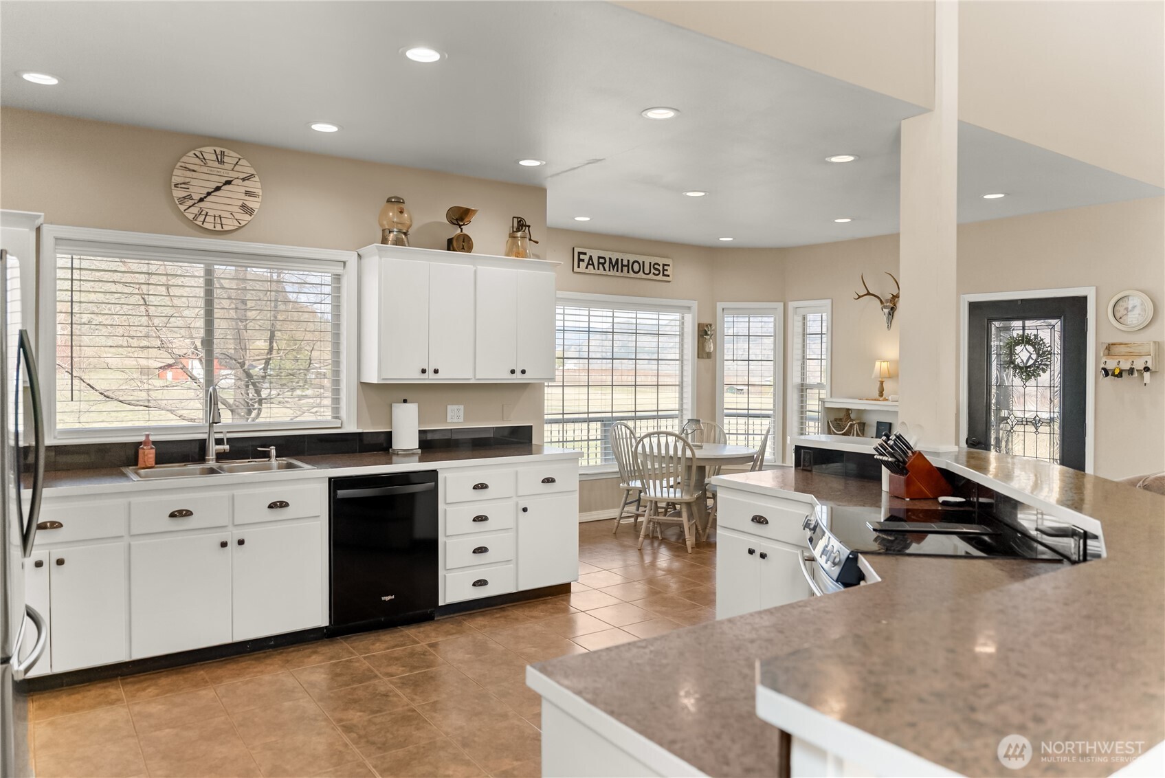 31 Rooster Flats , Oroville, WA 98844