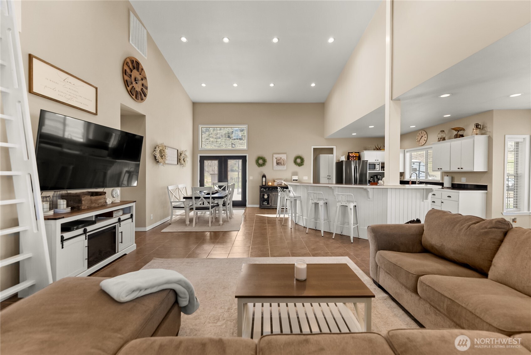 31 Rooster Flats , Oroville, WA 98844