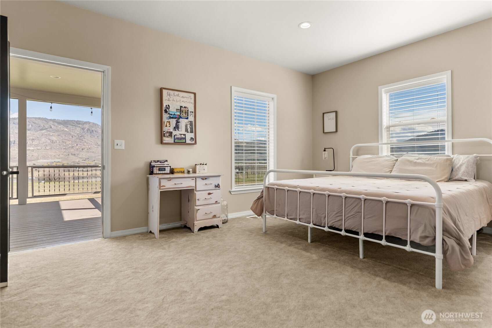 31 Rooster Flats , Oroville, WA 98844