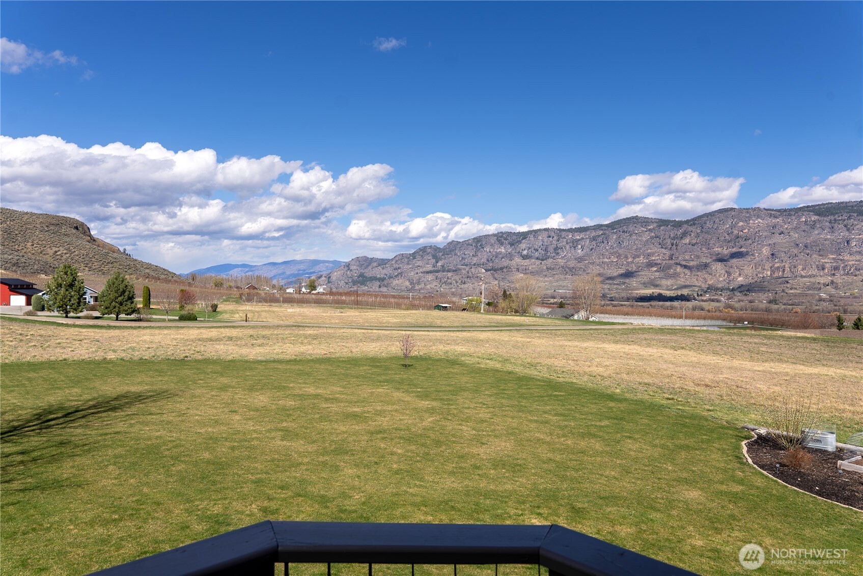 31 Rooster Flats , Oroville, WA 98844