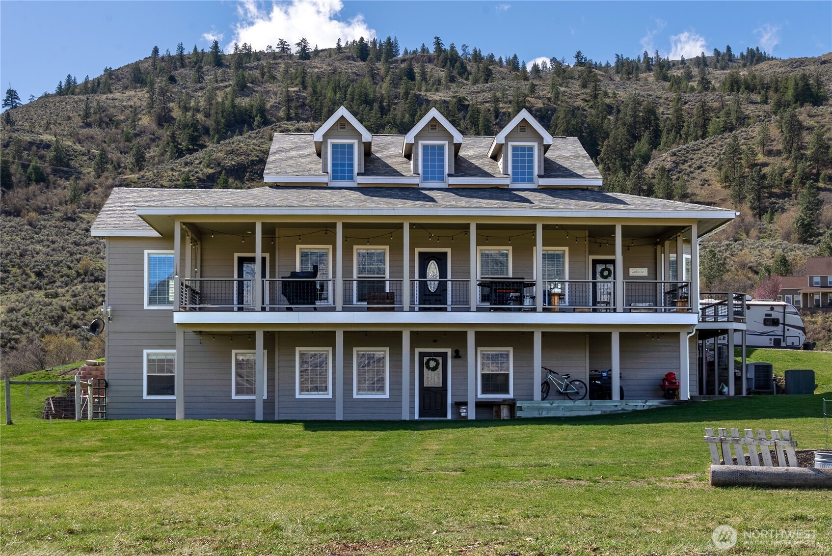 31 Rooster Flats , Oroville, WA 98844