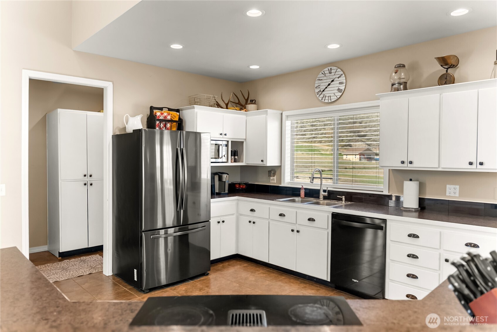 31 Rooster Flats , Oroville, WA 98844