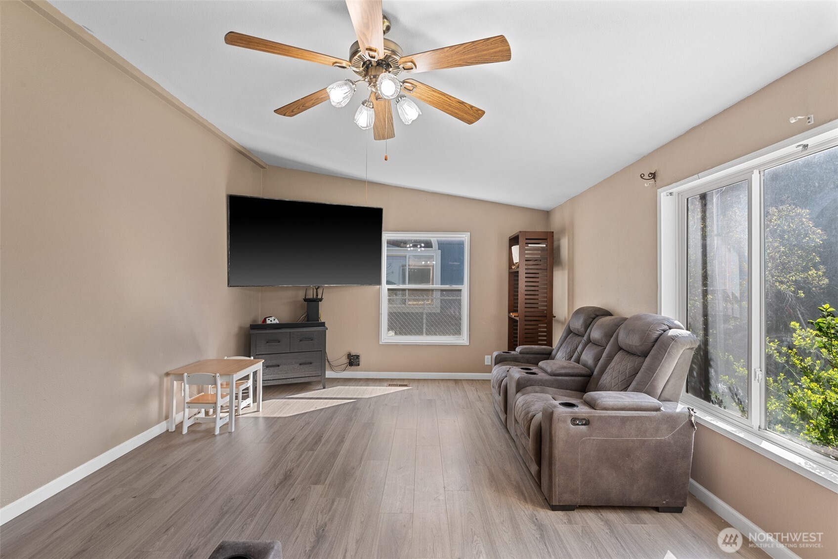 14934 Golden Delicious , Entiat, WA 98822