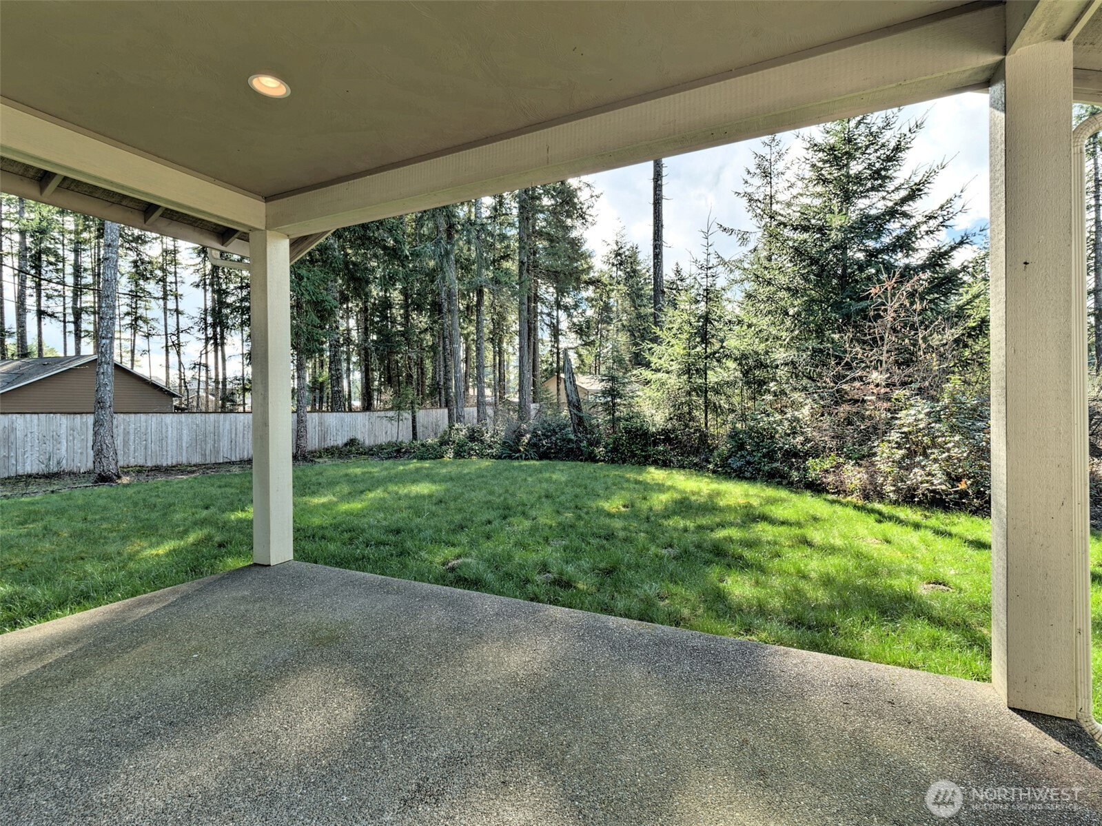 30 E Lilly Pond Lane , Shelton, WA 98584
