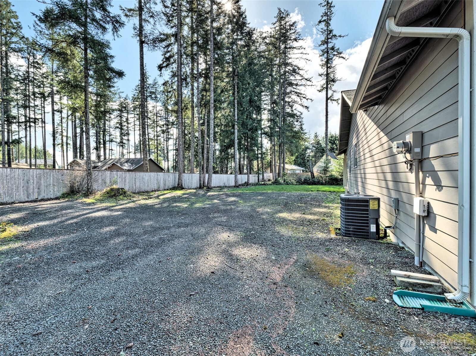 30 E Lilly Pond Lane , Shelton, WA 98584