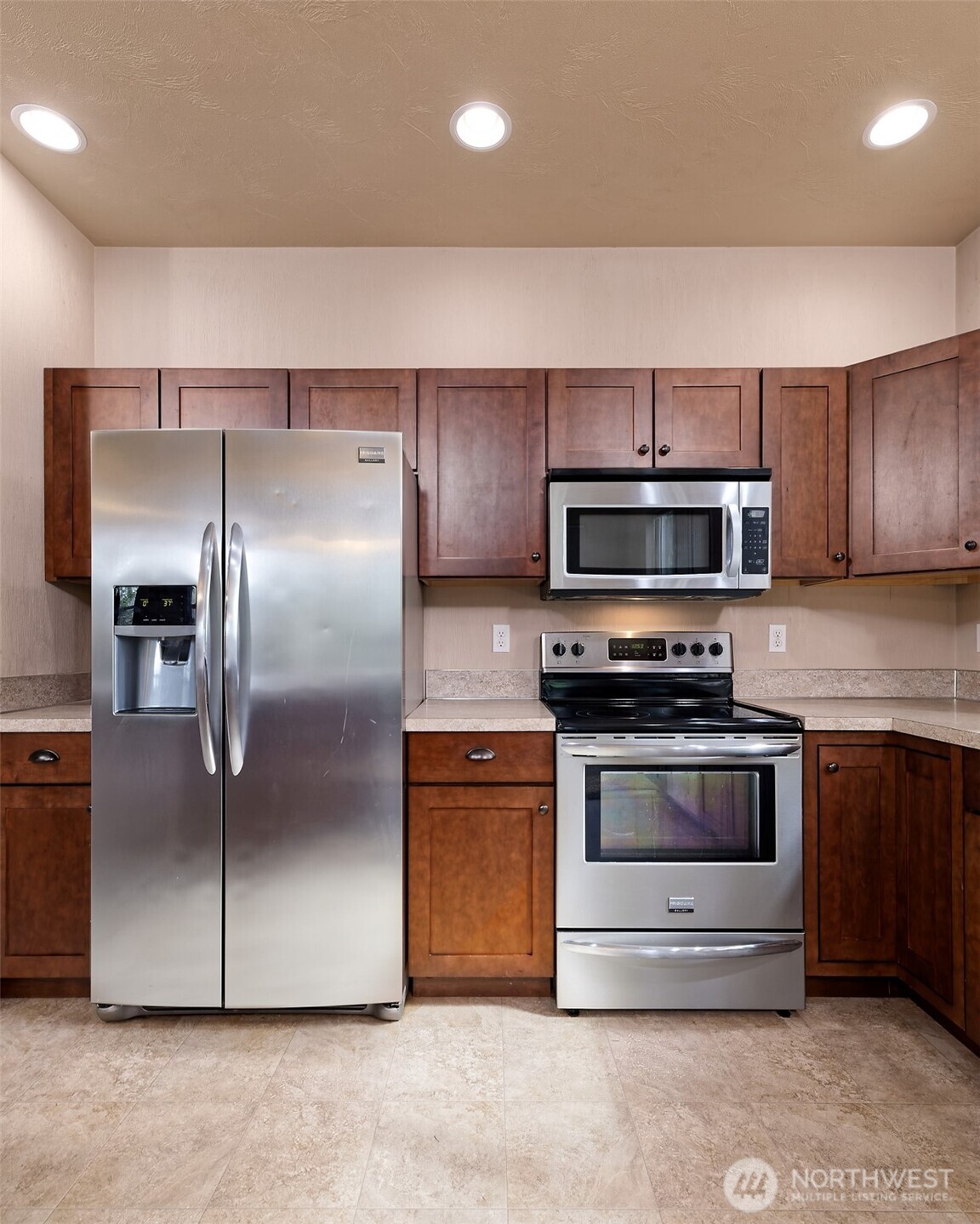 30 E Lilly Pond Lane , Shelton, WA 98584