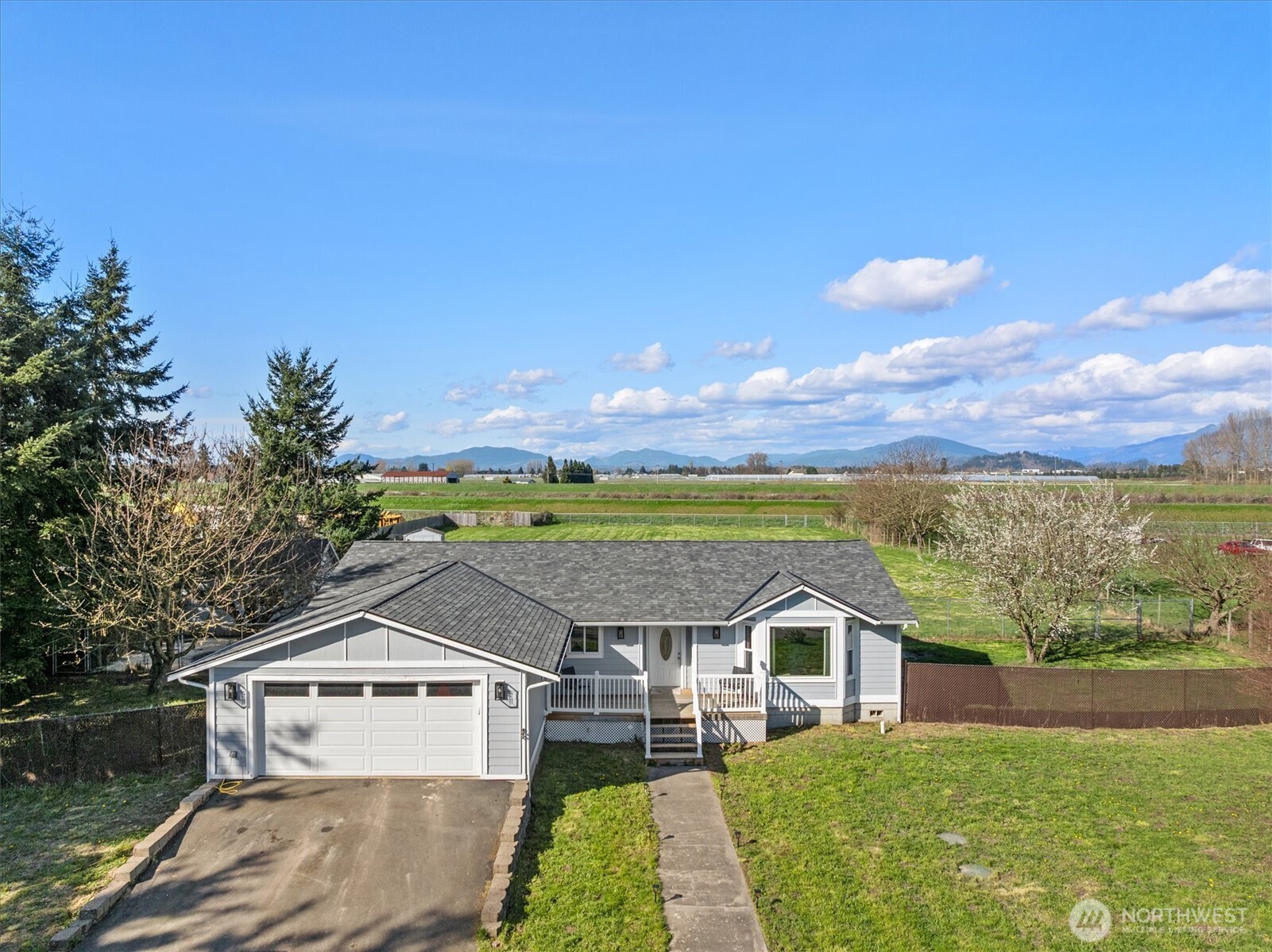 17771 Dunbar Road , Mount Vernon, WA 98273