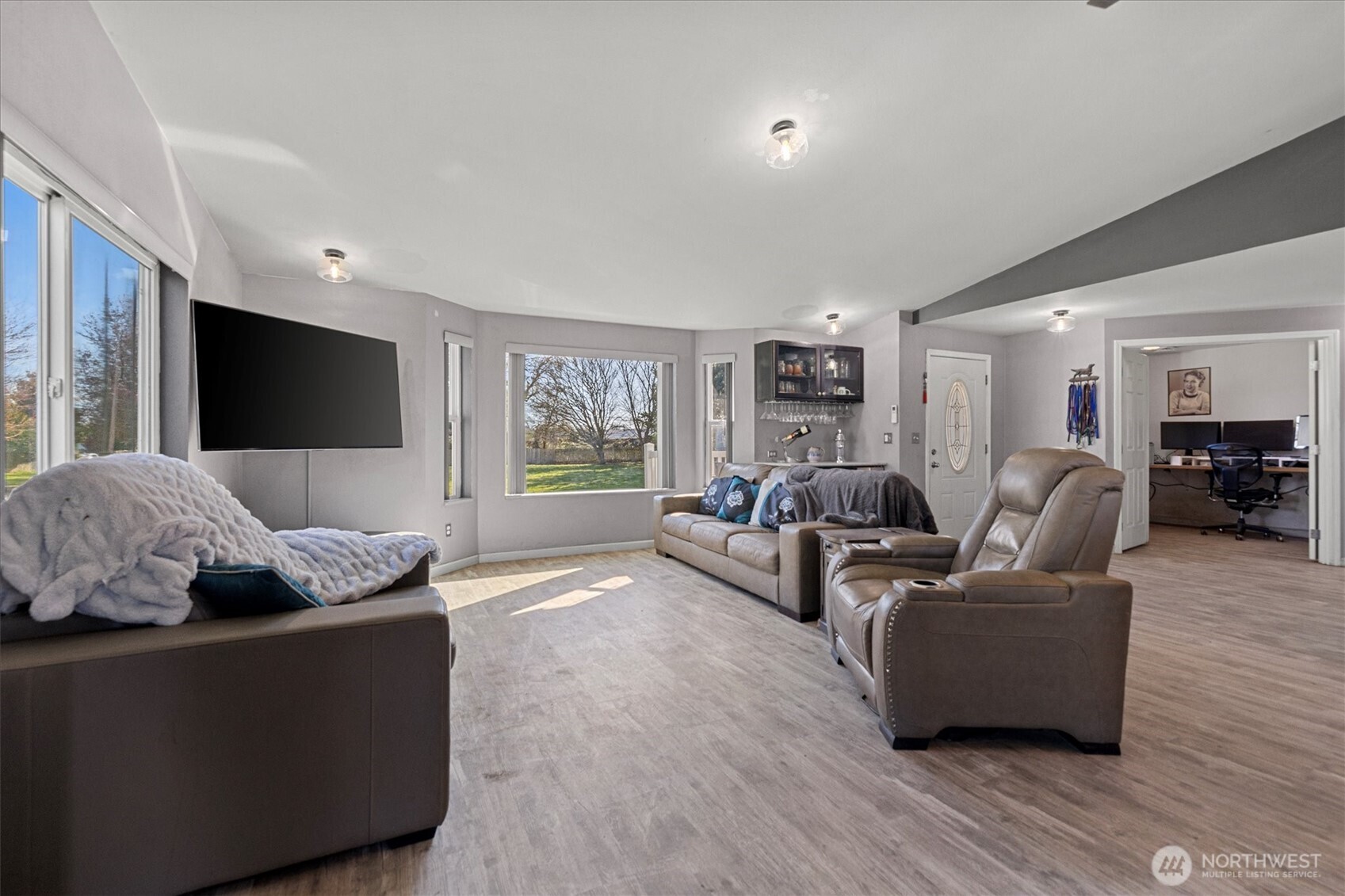 17771 Dunbar Road , Mount Vernon, WA 98273