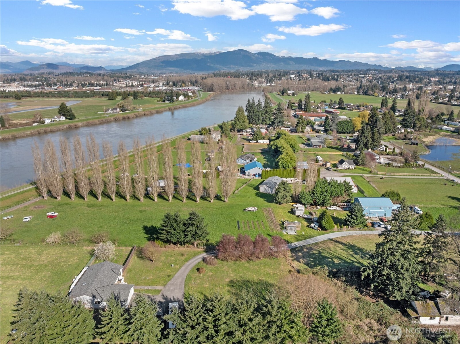 17771 Dunbar Road , Mount Vernon, WA 98273