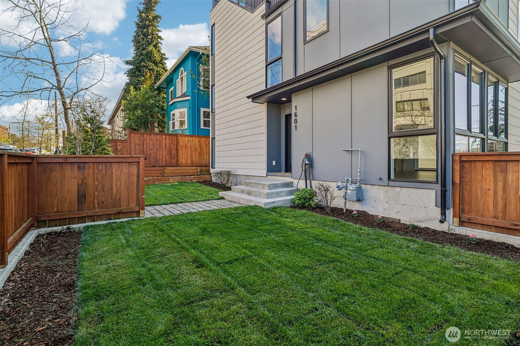 1601 E Jefferson Street , Seattle, WA 98122