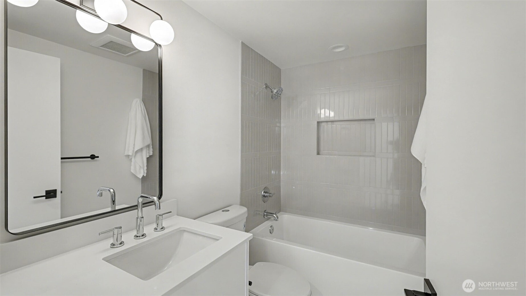 3201 S Webster Street #A, Seattle, WA 98118