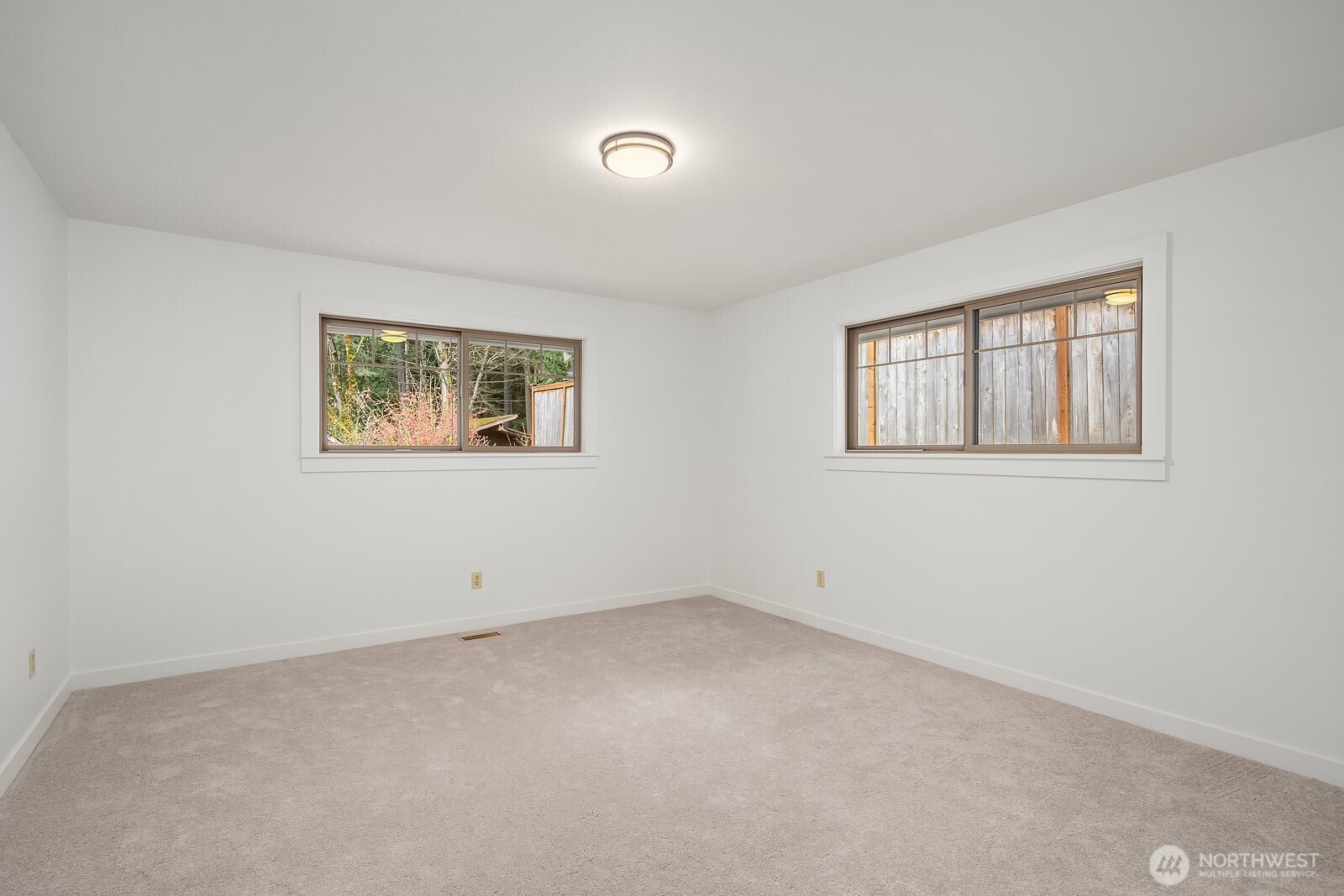 3057 241st Avenue SE, Sammamish, WA 98075