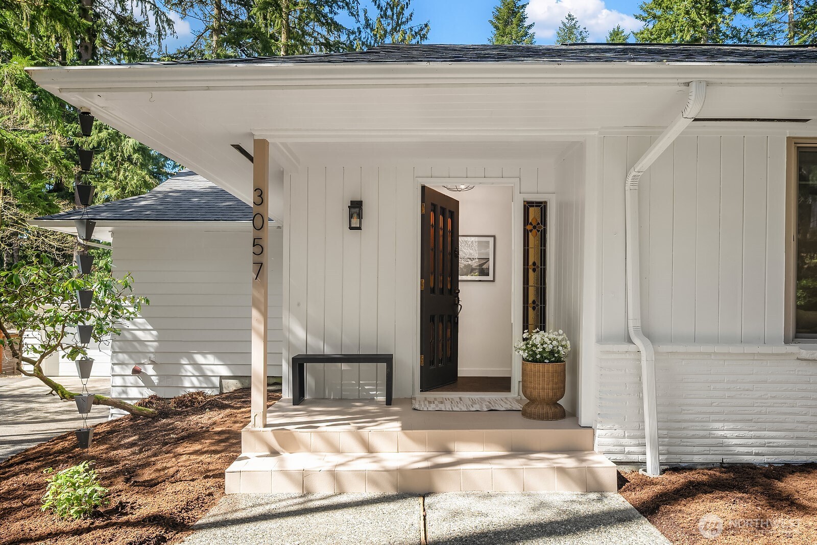 3057 241st Avenue SE, Sammamish, WA 98075