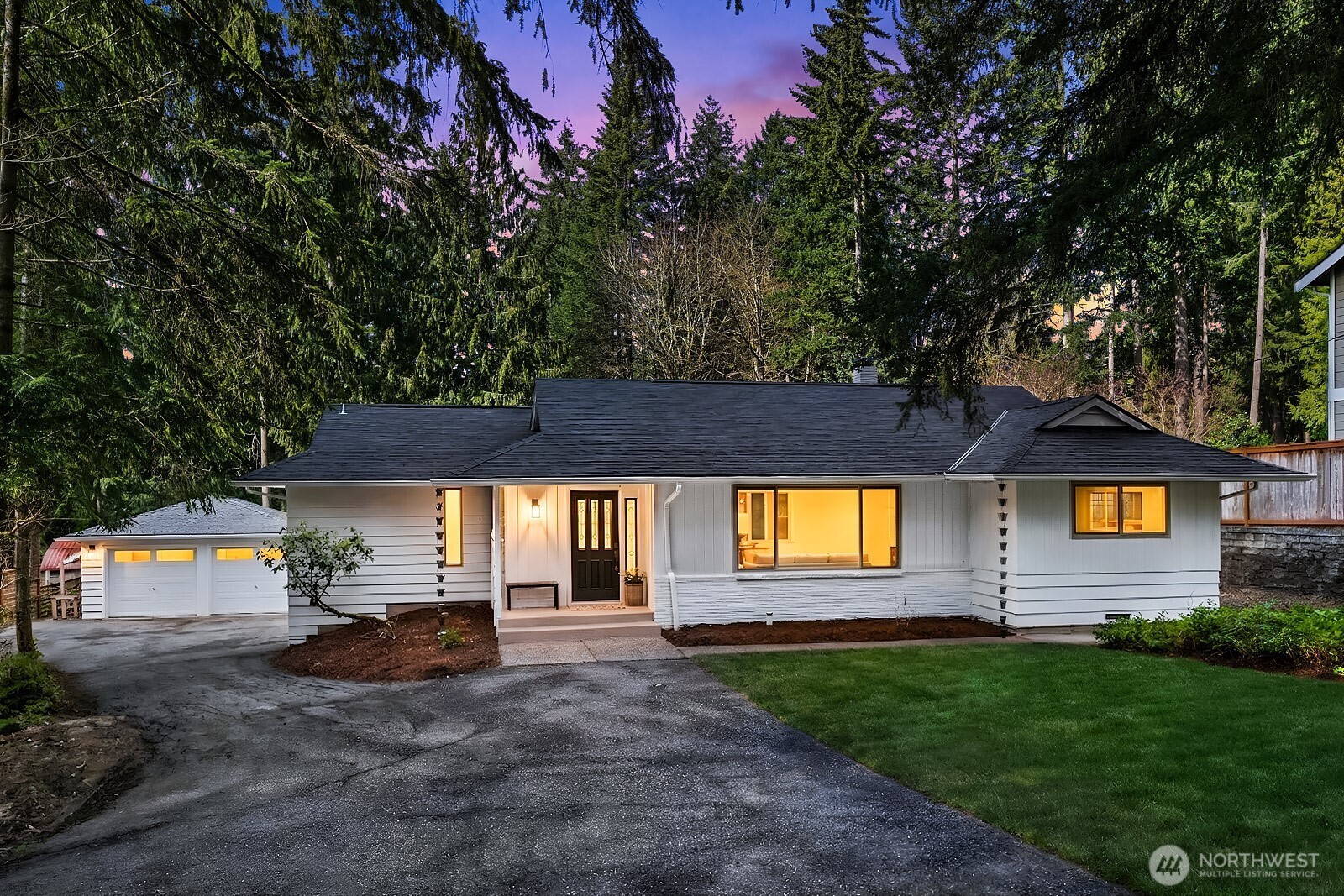3057 241st Avenue SE, Sammamish, WA 98075