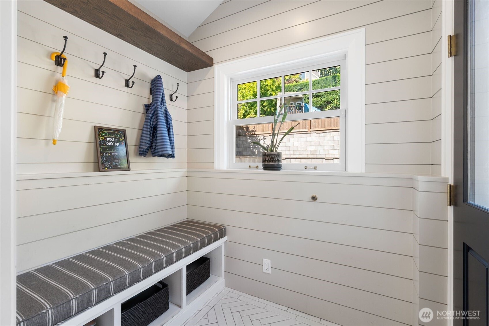 312 Prospect Street , Seattle, WA 98109